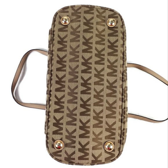 Michael Kors Jet set Signature Pocket MF Tote Brown Khaki Jacquard Leather - Picture 6 of 16